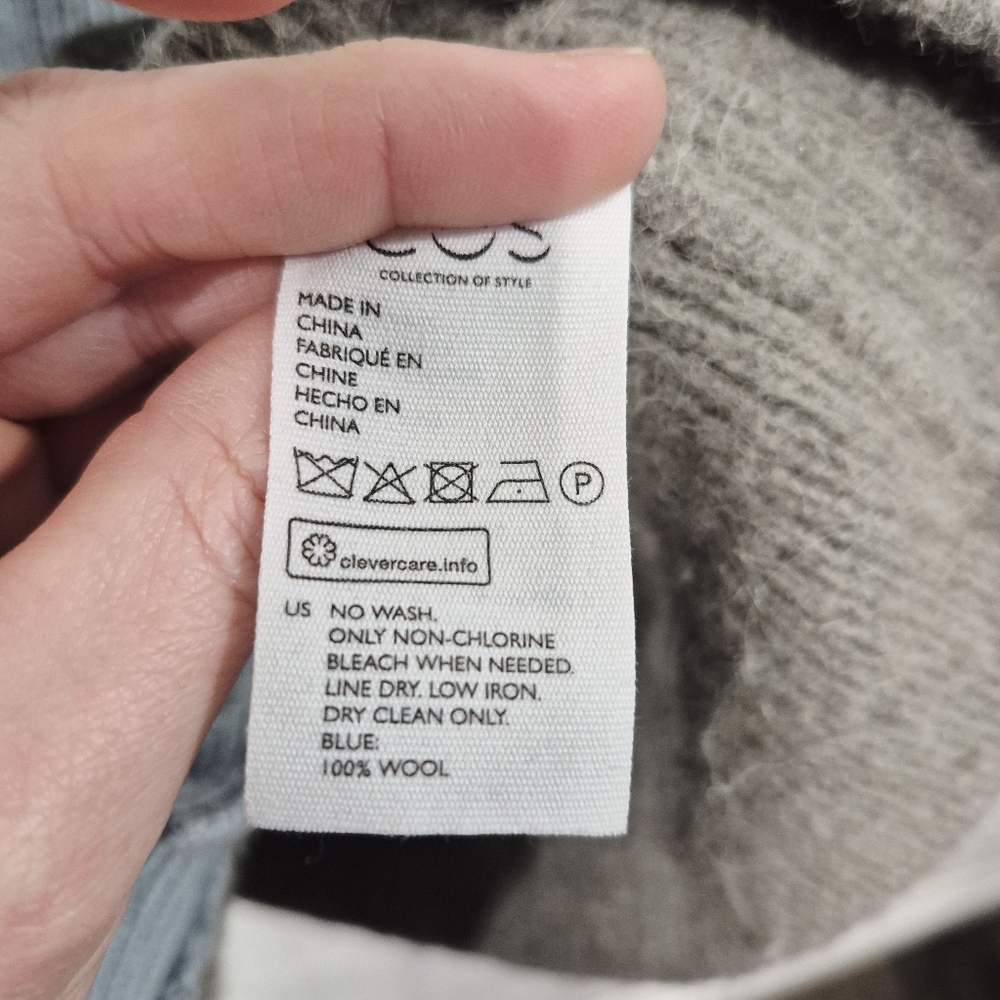 COS Oversized Wool-Alpaca Colorblock Cardigan - Picture 10 of 10